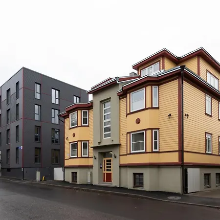 Charming 1br In Superb Location, Free Parking & Wi-fi Apartament *
