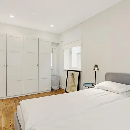 Charming 1br In Superb Location, Free Parking & Wi-fi Apartament