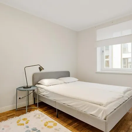 Charming 1br In Superb Location, Free Parking & Wi-fi Korter *