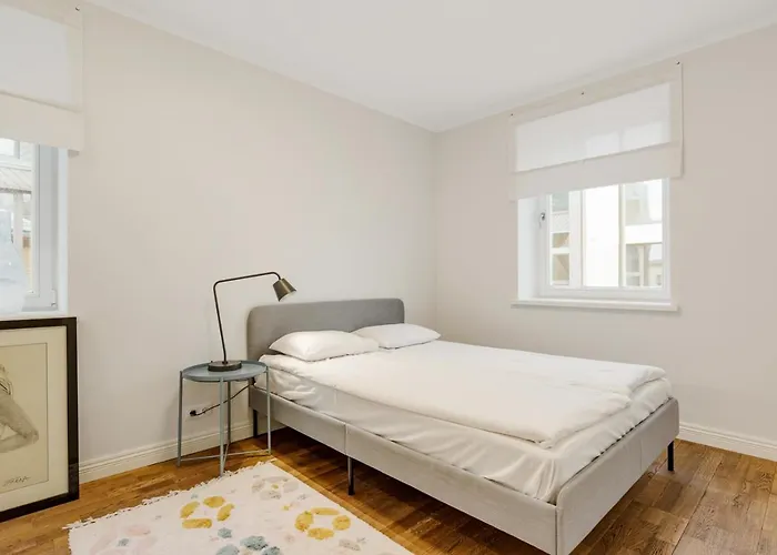 Charming 1br In Superb Location, Free Parking & Wi-fi Апартаменты *