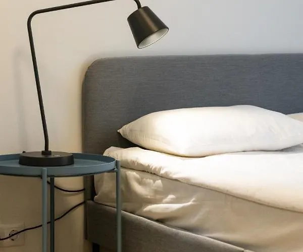 Charming 1br In Superb Location, Free Parking & Wi-fi * Таллин