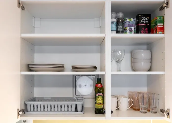 Charming 1br In Superb Location, Free Parking & Wi-fi Appartement *